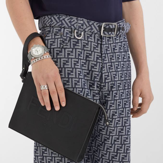 Men Clutch Leather Pouch Black Fendi Accessories 6RHH1841