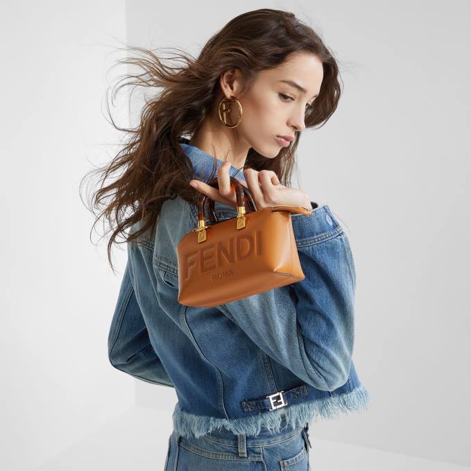 Women Small Leather Boston Bag Brown Fendi Accessories 6RHH751