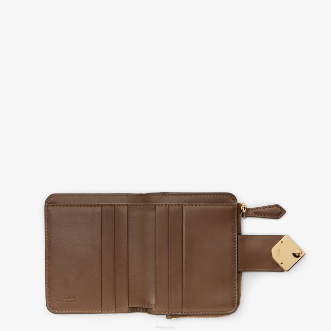 Women FF Leather Wallet White Fendi Accessories 6RHH1412