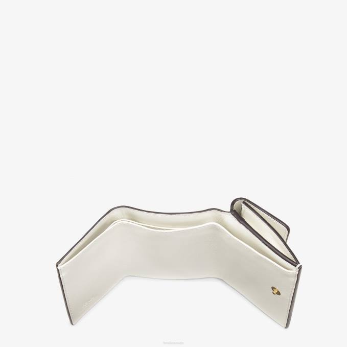Women Roma Leather Wallet White Fendi Accessories 6RHH1537